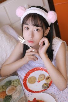 爱矢峰子
